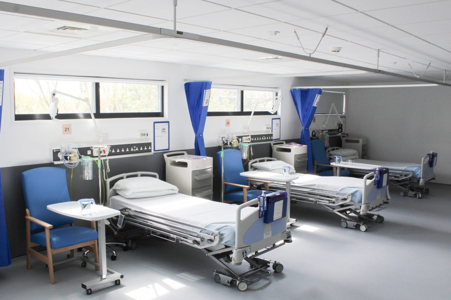 24 bed modular ward increases hospital capacity - Vanguard Healthcare ...
